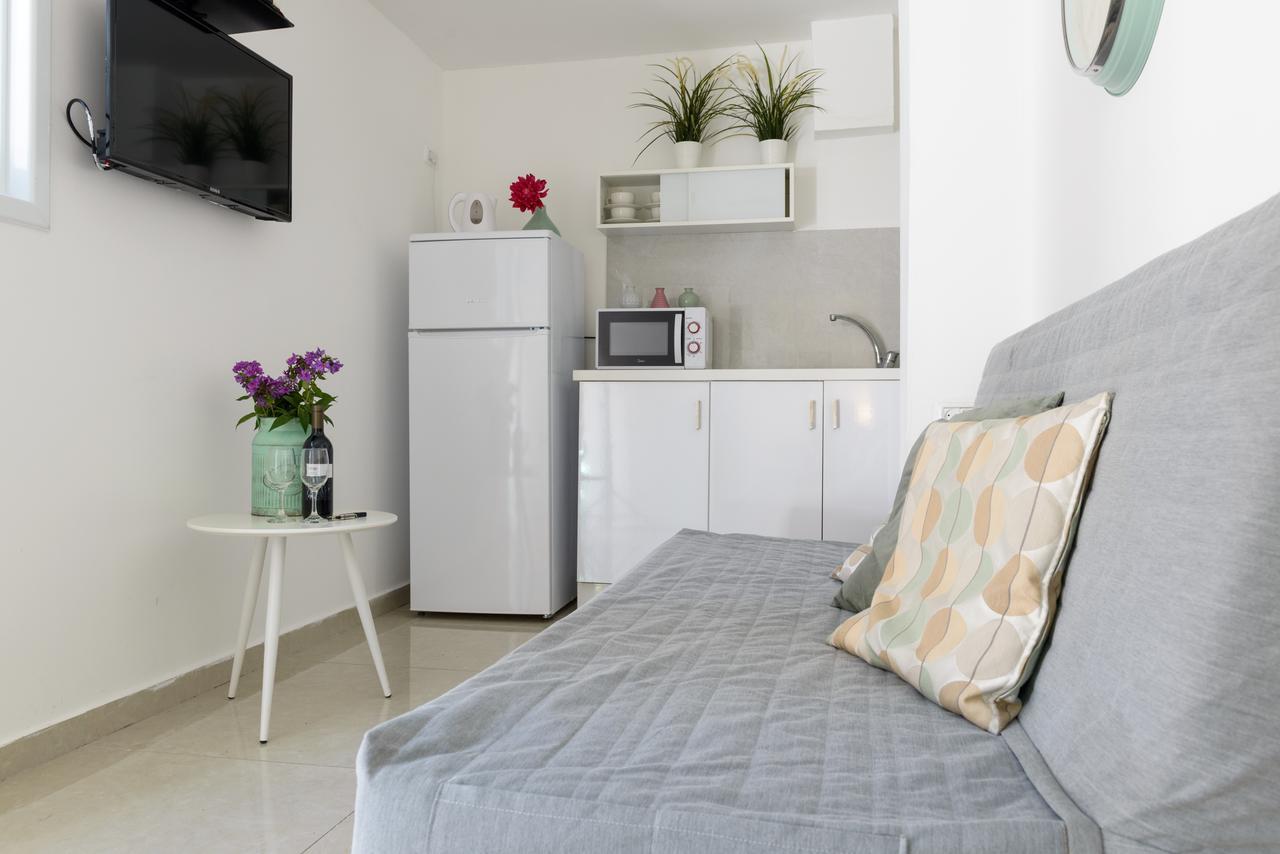 Studio & Apartments On The Beach By Aspentlv Tel Aviv Ngoại thất bức ảnh
