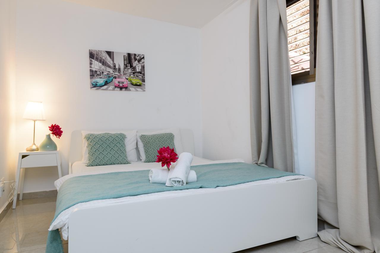 Studio & Apartments On The Beach By Aspentlv Tel Aviv Ngoại thất bức ảnh