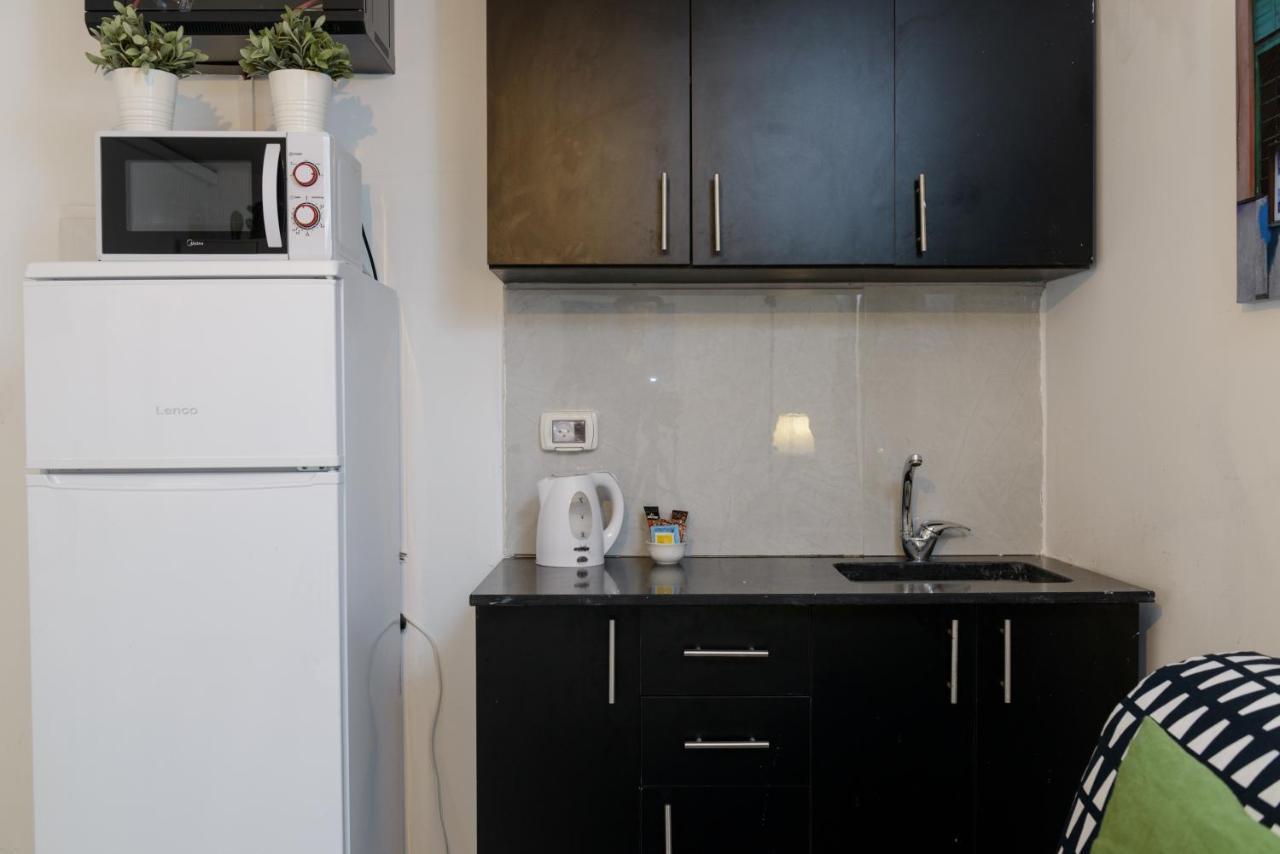 Studio & Apartments On The Beach By Aspentlv Tel Aviv Ngoại thất bức ảnh